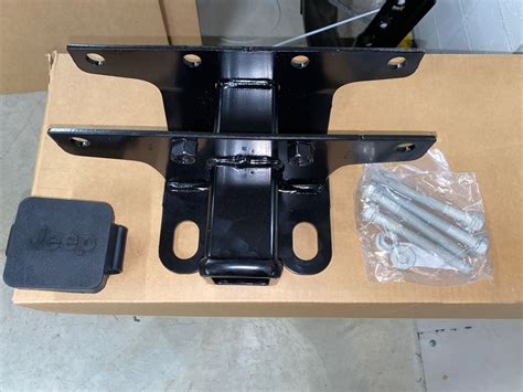 2018 2024 Jeep Wrangler Jl Genuine Mopar Hitch Receiver 82215209 Ebay