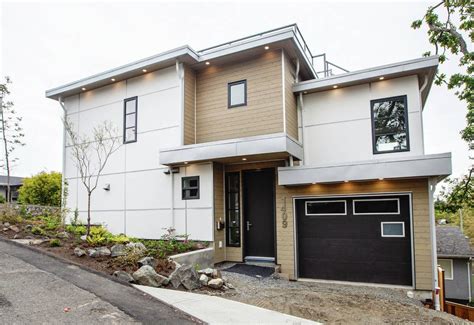 House Beautiful Steep Challenge Yields Mountain View Victoria Times