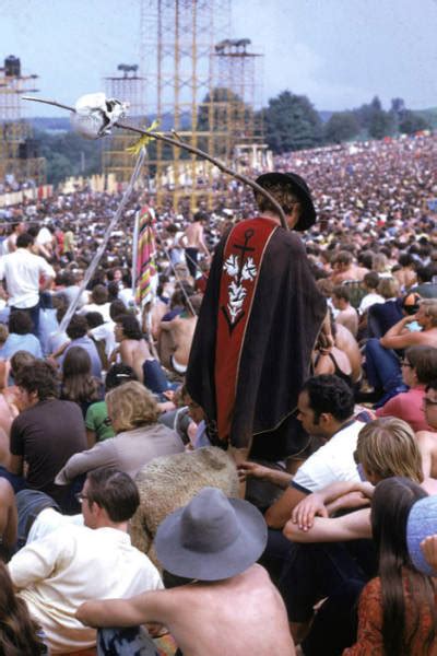 Rarely Seen Images Of The Wacky Woodstock Festival 28 Pics