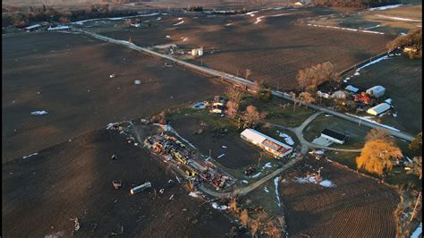 Significant Damage In Evansville After Wisconsin S First Ever February