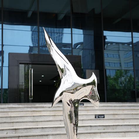 Stainless steel seagull sculpture - Sculpture Factory مصنع النحت