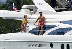 SWIMWEAR Britney Spears In A Bikini On A Yacht In Miami 6 8 19 MQ Phun Org Forum