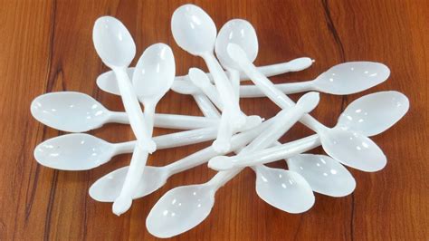 Diy Plastic Spoon Craft Idea Best Out Of Waste Diy Arts And Crafts