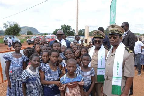 Caravane Des Uvres Sociales De La Lonaci Inaugurations D Coles Dons