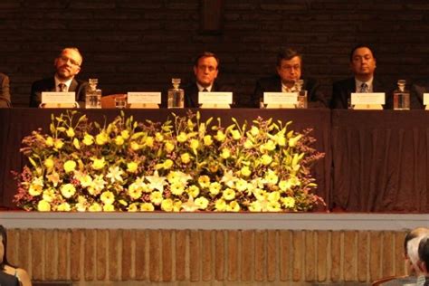 En Marco De Los 90 Años De La Escuela De Medicina Uc Se Realizó La