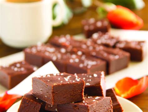 Caramels au chocolat et beurre salé des bonbons fondants qui colle aux