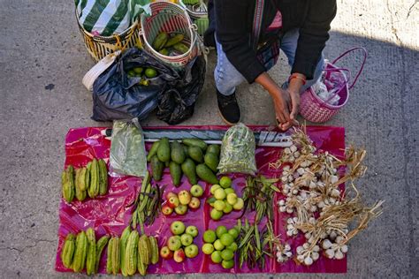 D A De Plaza En Tlaxiaco El Mercado Tradicional En La Mixteca Leche