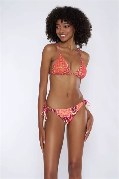 Bikini Triangolo Con Ricami Miss Bikini Intimo Le Rose