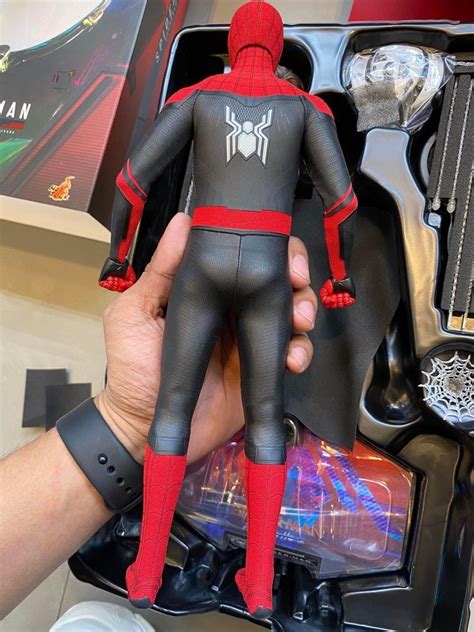 Hot Toys Spiderman Upgraded Suit Hobbies Toys Toys Games On Carousell