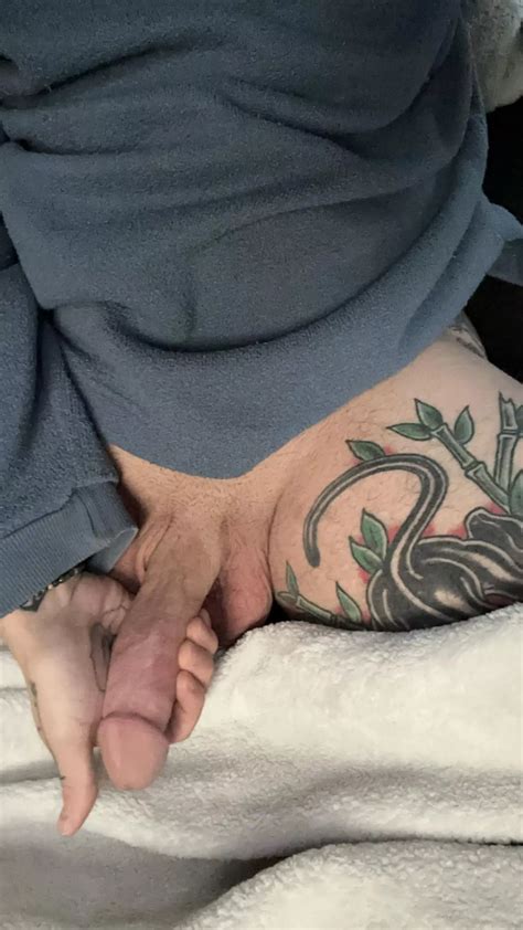 Is My Tattoo Distracting Nudes Altdudesgonewild NUDE PICS ORG