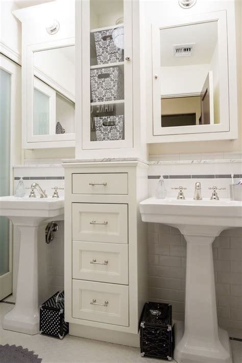 Double Pedestal Sinks With Storage Drawers In Between Showersinks Bathroom Layout Pedestal