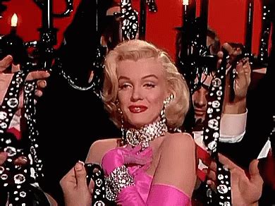 Marilyn Monroe GIF - Marilyn Monroe Happy - Discover & Share GIFs