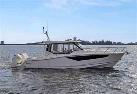 Boston Whaler Boat Buying Guide Yatco