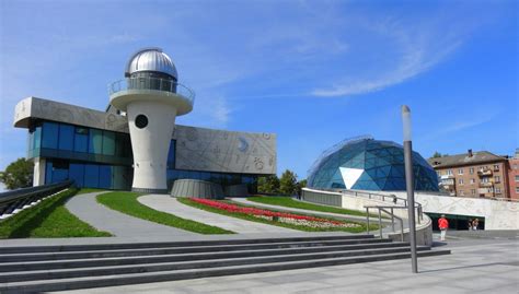 Планетарий, Ярославль - Приметы городов