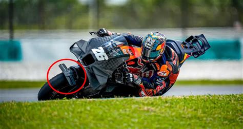 Shakedown Sepang Ktm Trenne Des Ailerons Au Garde Boue