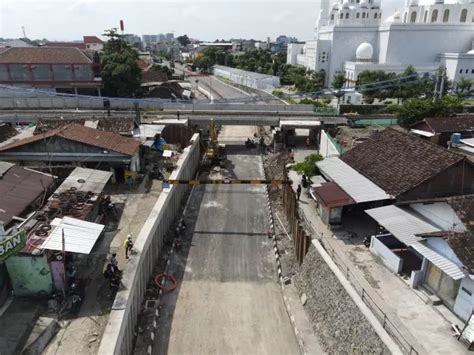 Akses Viaduk Gilingan Siap Dibuka Malam Ini Bus Ac Kini Tak Perlu