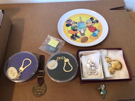 Mickey Mouse memorabilia | Proxibid