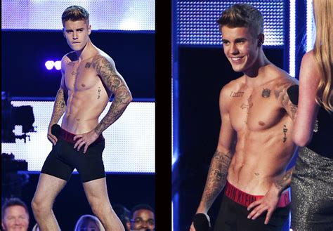 Justin Bieber tira a roupa e fica só de cueca no Fashion Rocks Vídeo