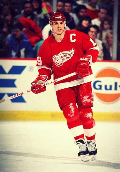 Steve Yzerman | Red wings hockey, Detroit red wings, Detroit red wings ...