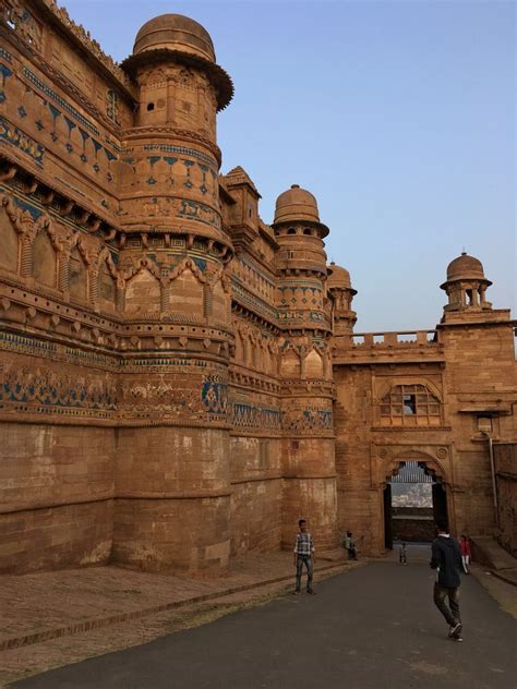 The magnificent Gwalior 😍 Gwalior, Forts, Palaces, Temples, Magnificent ...