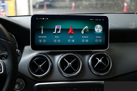 Large Screen Android Tablet For Mercedes Braybrooks