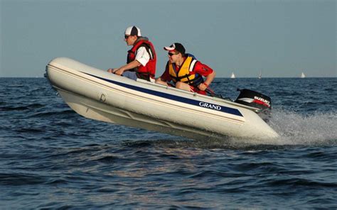 Grand S330: Prices, Specs, Reviews and Sales Information - itBoat