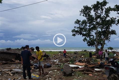 Tsunami En Indonesia La Cifra De Muertos Aument A El Litoral