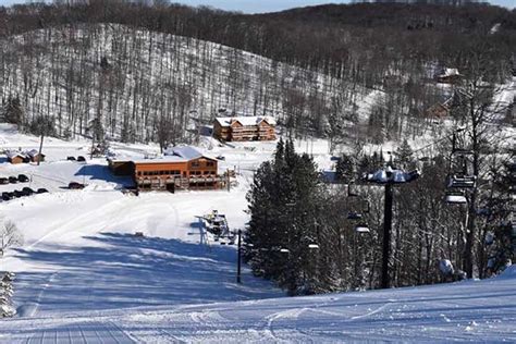 Northern Michigan Ski Resort, Snowboard Hill | Ski Brule