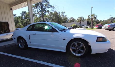 Video: 2003 Ford Mustang GT In-Depth Tour - Mustang Specs