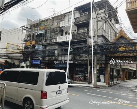 Story Commercial Building Charoen Krung Bangkok