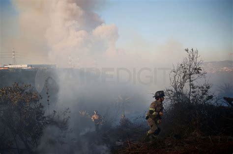 Chile Incendios Arrasan Viviendas En La Turística Ciudad De Viña Del Mar