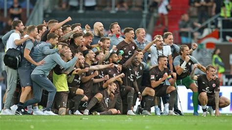 FC St Pauli In Paderborn Ein Bisschen Bambule Machen NDR De