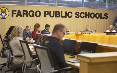 After Widespread Backlash Fargo School Board Votes To Reinstate Pledge