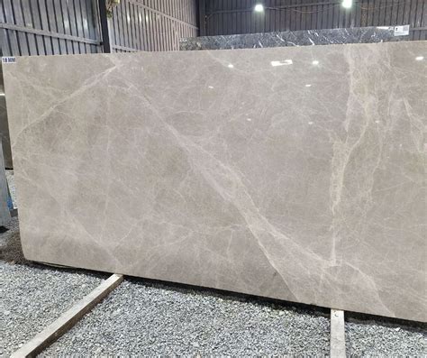 Burberry Grey Italian Marble The Infinity Marble