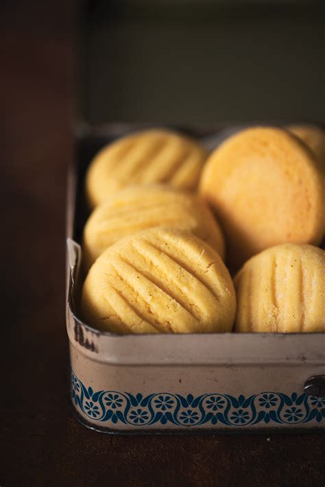 Melting Momentseggless Custard Cookies Madaboutkitchen