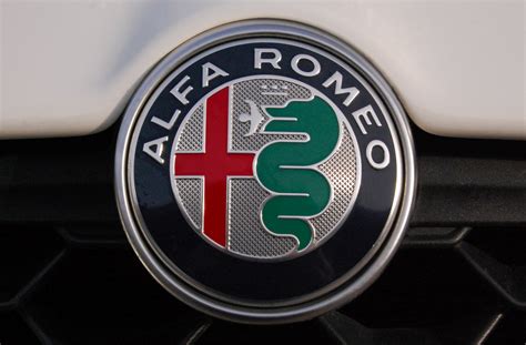 Ibrida Ed Elettrica La B Suv Di Alfa Romeo Si Chiamer Milano