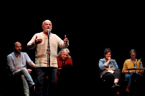 Conférence gesticulée Site officiel de la Ville de Saint Maixent L Ecole