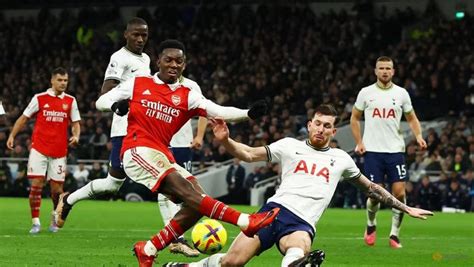 Classy Arsenal Outgun Spurs To Extend Lead At The Top - iAfrica