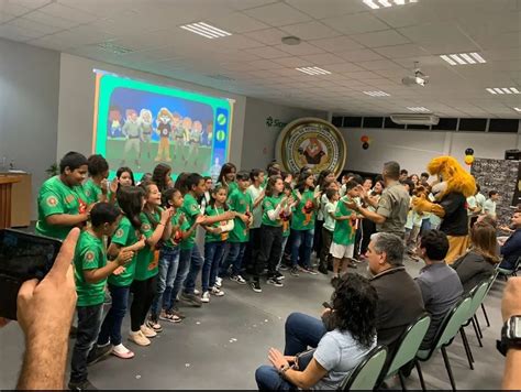 Proerd o programa de prevenção às drogas da BM formou mais de 60