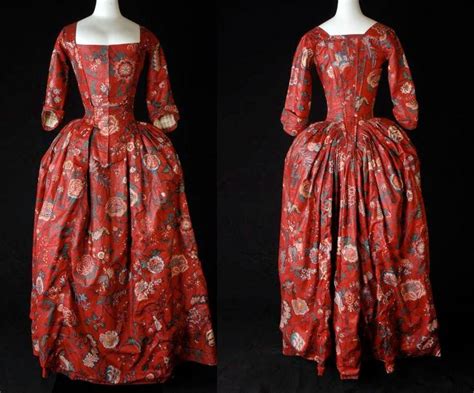 Robe à l Anglaise 1780 1785 Rotterdam Red Floral cotton chintz with