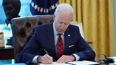 Joe Biden Firma Ley Que Evita Cierre De Gobierno Diario Libre