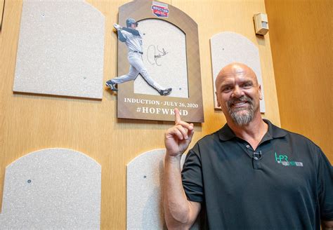 Humbled Kaat Joins Greatest Team Baseball Hall Of Fame