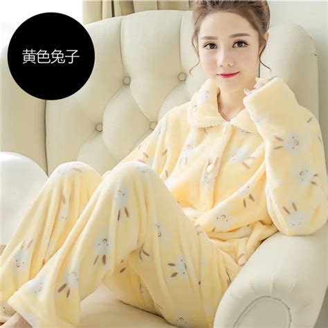 Autumn Winter Long Sleeved Women Flannel Thick Pajamas Coral Fleece