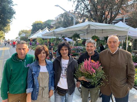 Al Via La Mostra Mercato Dei Fiori E Delle Piante Ornamentali