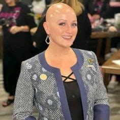 47 Alopecia Ideen In 2024 Glatze Kahle Frauen Rasieren