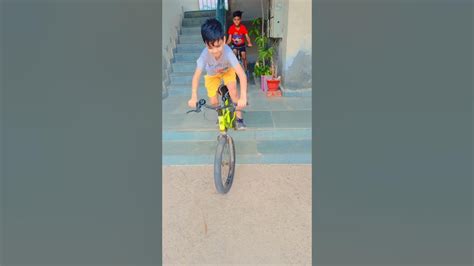 Khatarnak Cycle Stunt 🙏💐viral Motivation Shortsvideo Stunt Cycle