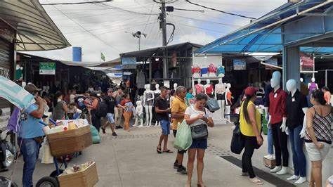 Na feira da sulanca de Caruaru tem de tudo um pouco veja até o final