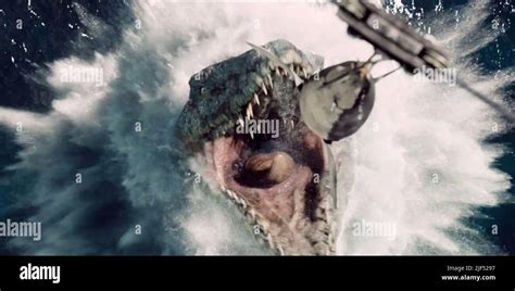 MOSASAURUS, JURASSIC WORLD, 2015 Stock Photo - Alamy