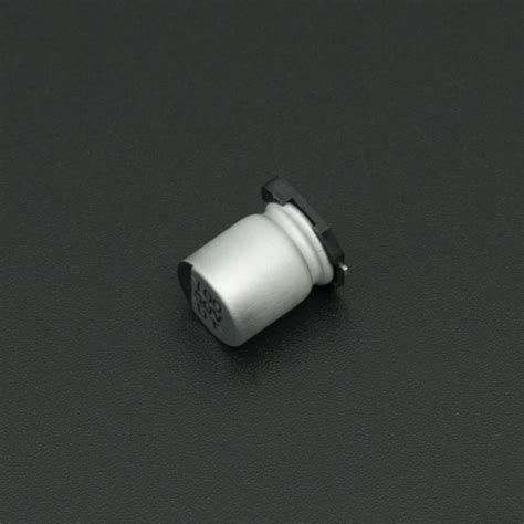 Capacitor Electrolítico De Aluminio 100 uF 50V 8x10 5 mm SMD