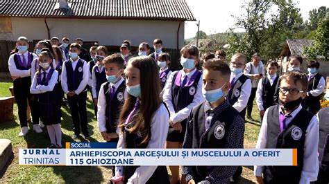 Ghiozdane Pentru De Elevi Din Partea Arhiepiscopiei Arge Ului I